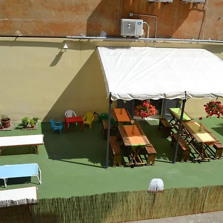Bed & Breakfast Anna's Family Terrace 3*